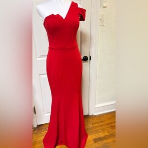 Betsy & Adam Red Maxi Dress - Sleek Fitted Silhouette